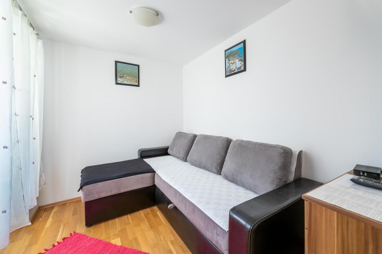 Valter Apartment Baska  Exterior photo